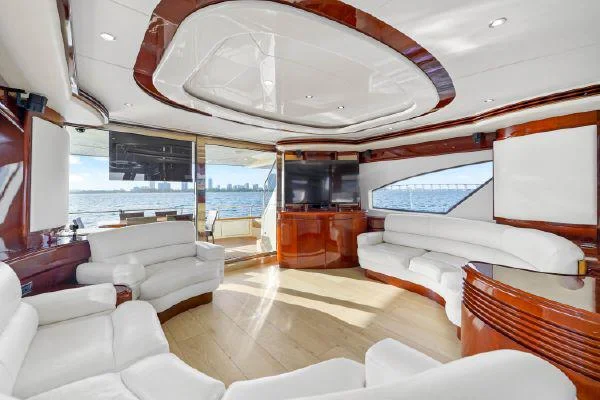 85ft Azimut Del Mar premium experience
